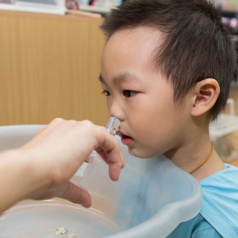 小孩腰痛是怎么回事啊腰痛有什么伴随症状呢